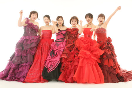 還暦記念に6名さまのグループショット。撮影は大盛り上がりでした^^